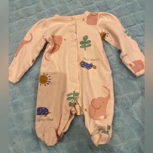 carter’s newborn baby footie
